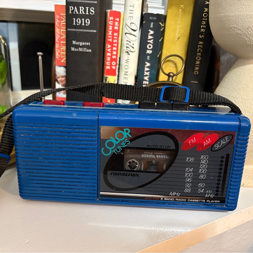 Vintage Blue Portable AM/FM Radio Cassette Player
